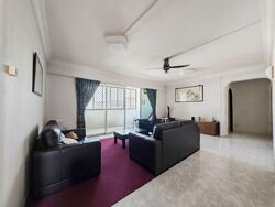 Blk 945 TAMPINES PALMSVILLE (Tampines), HDB 5 Rooms #580729101